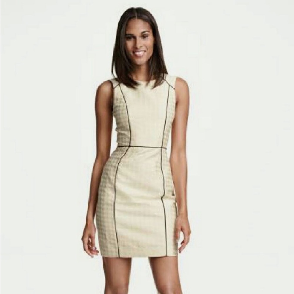 NWT H&M Houndstooth Sheath Dress in Ivory, Size 6